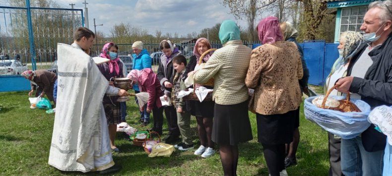 Освящение пасок, куличей и яиц