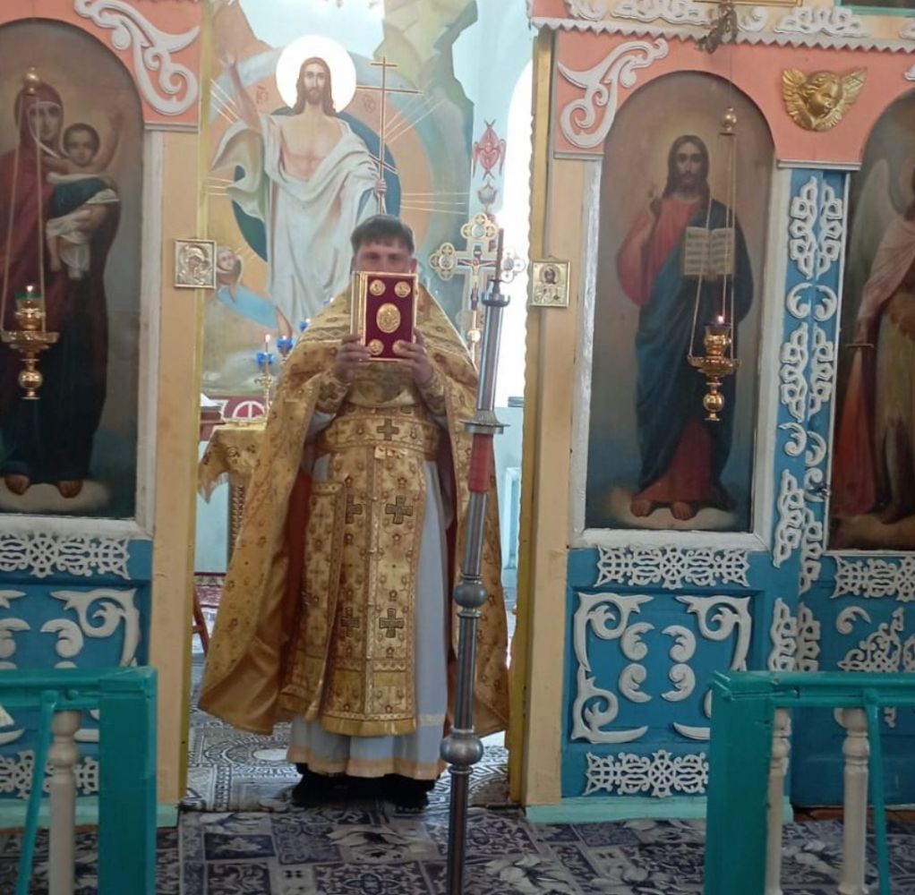Праздничное богослужение в день памяти святых апостолов Петра и Павла